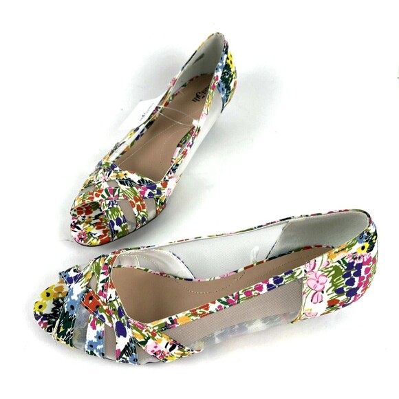 East 5th Womens Slip On Shoes Multi Floral Closed Toe Sheer Sides Wedge heel SZ9 - Picture 13 of 16